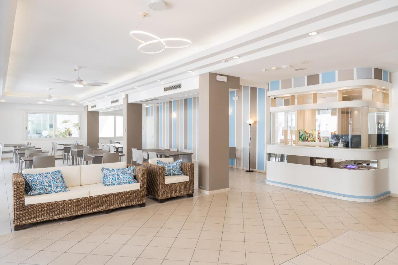 Hotel Amalfi - Smart Hotel Riccione Buitenkant foto