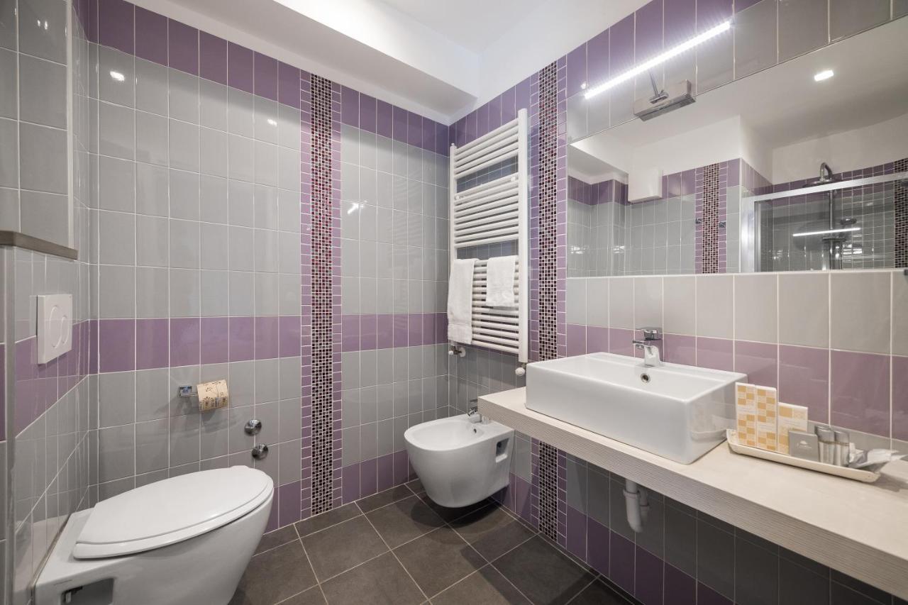 Hotel Amalfi - Smart Hotel Riccione Buitenkant foto