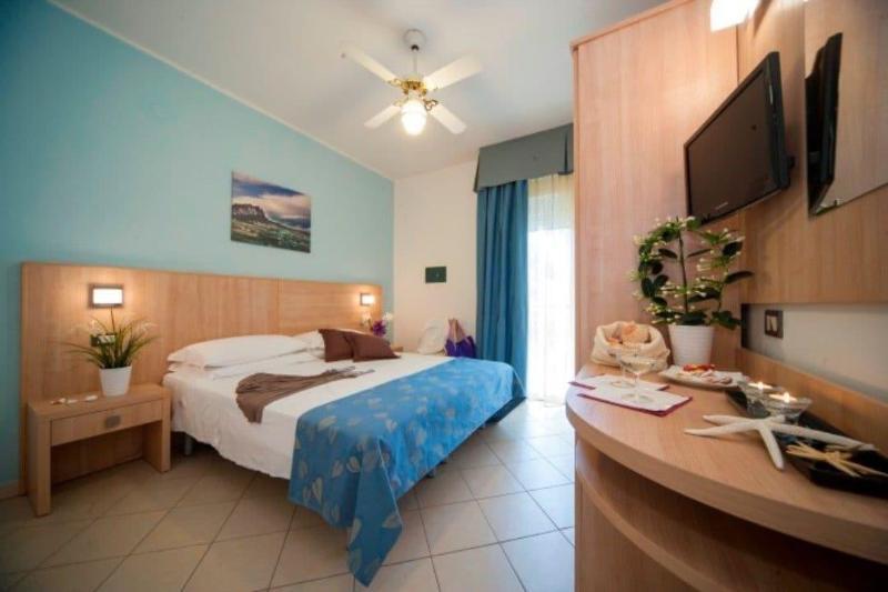 Hotel Amalfi - Smart Hotel Riccione Buitenkant foto